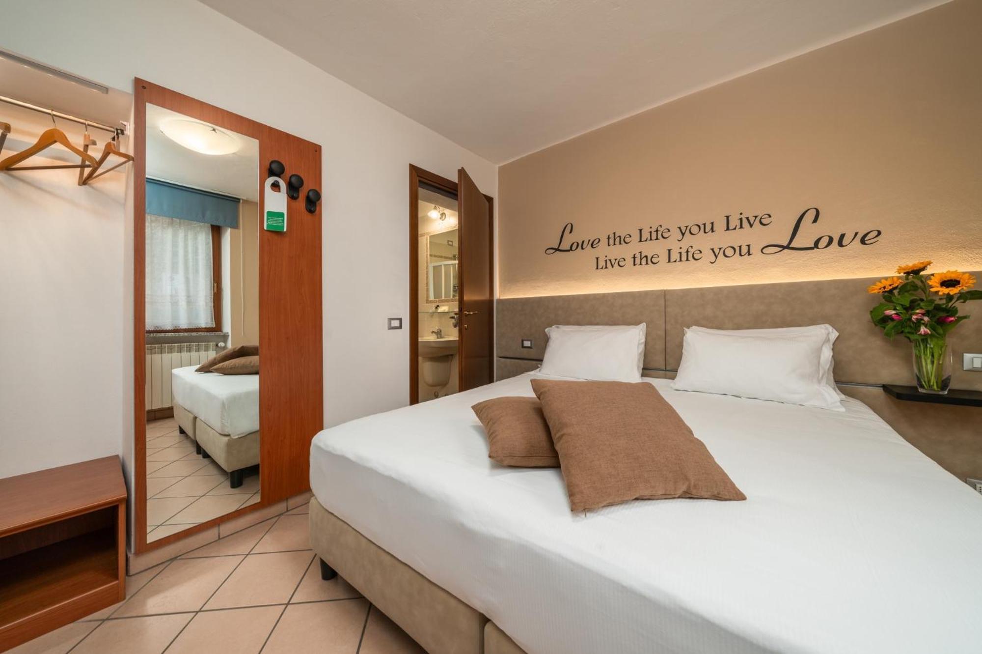 Oasi Hotel