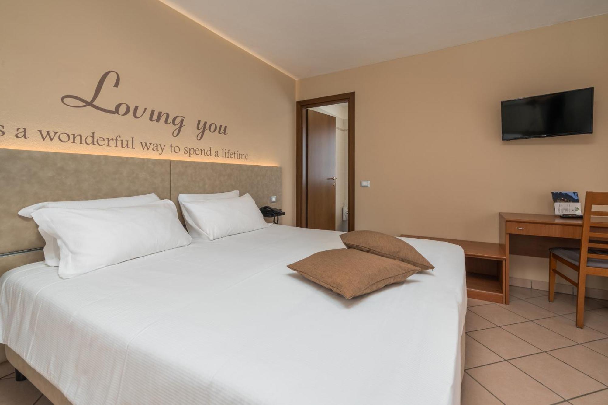 Hotel Oasi